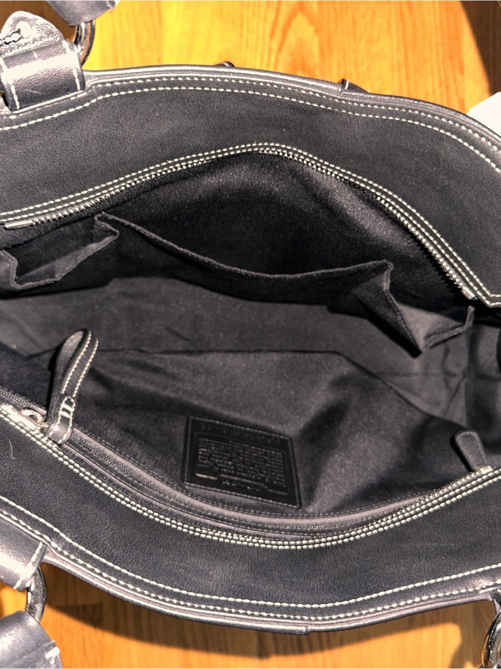 Coach | Soho Leather East/West Tote | Style 6468 (Black) - Picture 6 of 10